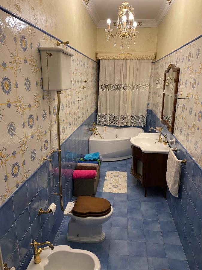 Al Centro Storico Home ナポリ エクステリア 写真