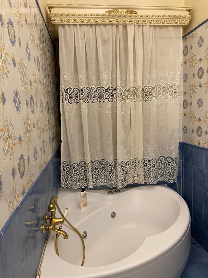 Al Centro Storico Home ナポリ エクステリア 写真