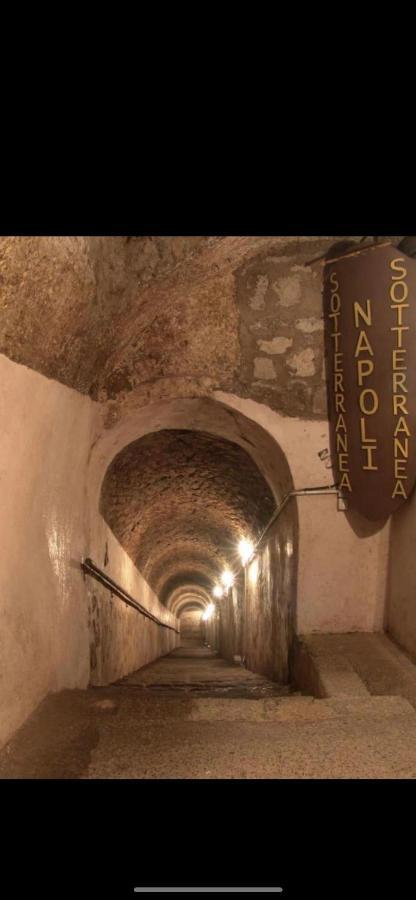 Al Centro Storico Home ナポリ エクステリア 写真